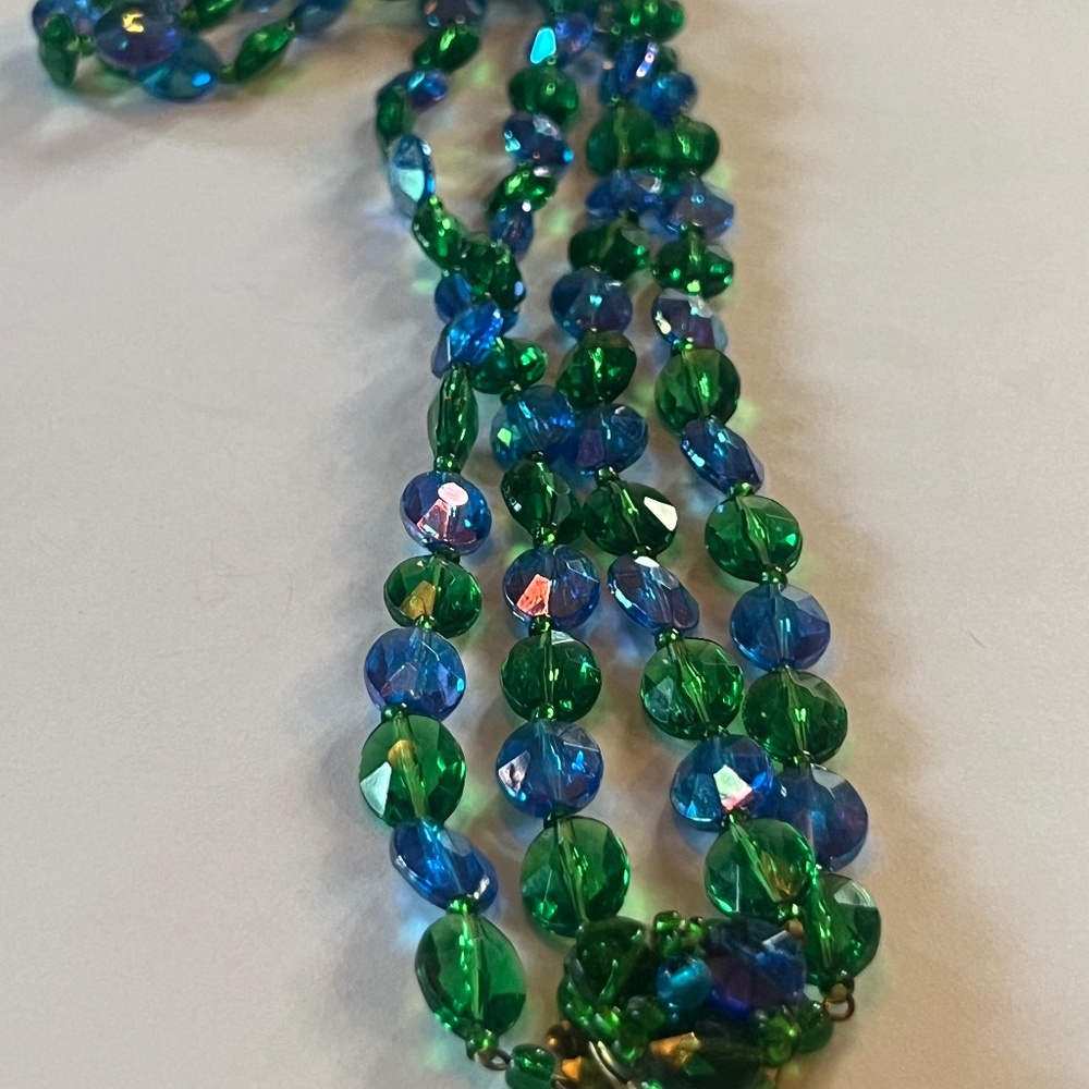 Beaded necklace